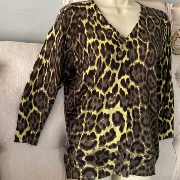 NEIMAN MARCUS CASHMERE COLLECTION Button down sweater jacket 3/4 sleeves size XL - Picture 9 of 16